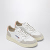 AUTRY Medalist Low sneakers in white/peach pink leather and suede