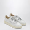 AUTRY Medalist Low sneakers in white/beige suede