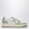 AUTRY Medalist Low sneakers in white/taupe grey leather