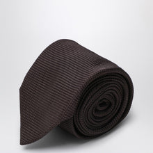  Destin Brown silk tie