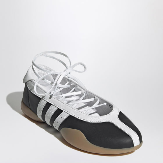 adidas Originals Mei Core Black/Cloud White/Gum Taekwondo trainers