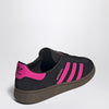 adidas Originals Sneaker München in black/fuchsia suede