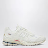 New Balance Sneakers 2002R Protection Pack white
