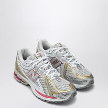  New Balance Sneaker 1906R Silver Metallic/Dragon Berry/White