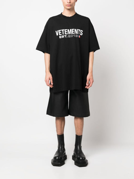 Vetements T-shirts and Polos Black