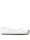 Alexander McQueen Flat shoes White