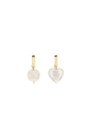Timeless pearly earrings with charms